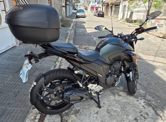 YAMAHA FZ25 FAZER ABS 
